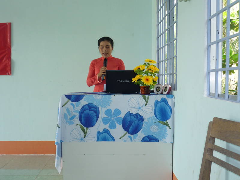 Bà Nguyễn Thị Ngọc Luyến - Hiệu trưởng trường MN Thuận Hòa phát biểu khai mạc